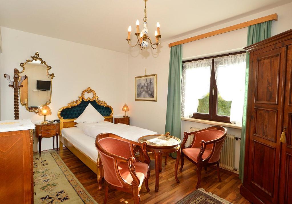 Haus Orplid Hotell Seefeld in Tirol Rum bild